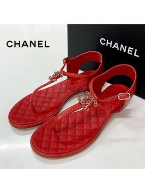 Chanel Coco Mark Leather Chain Strap Thong Sandals Red